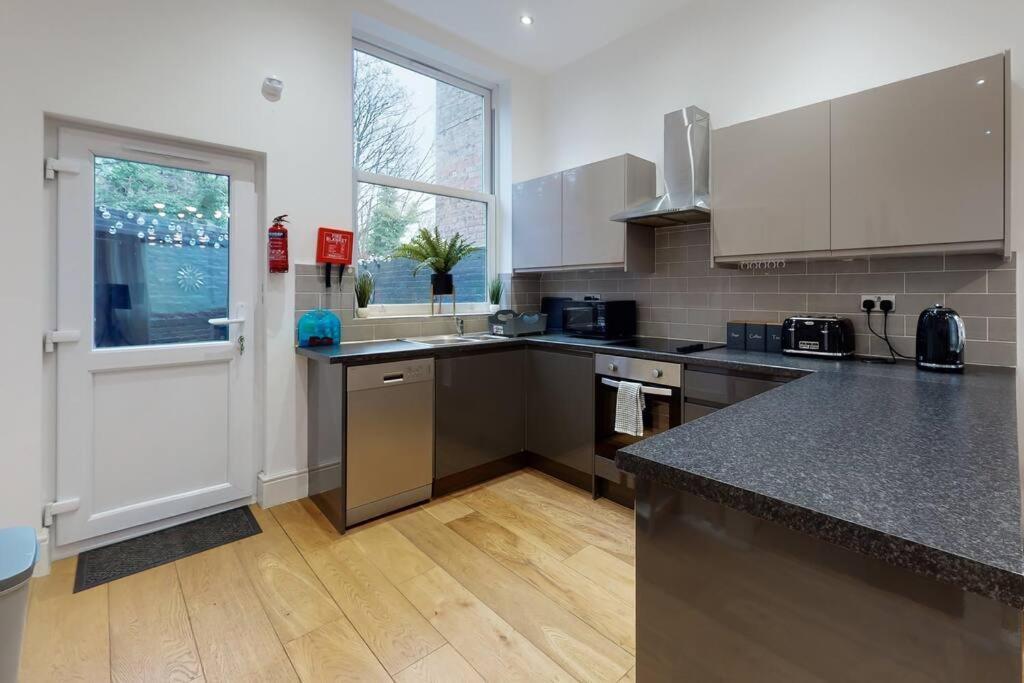 Lovely 2 Bedroom Apartment Near Highgate Station London Exterior foto