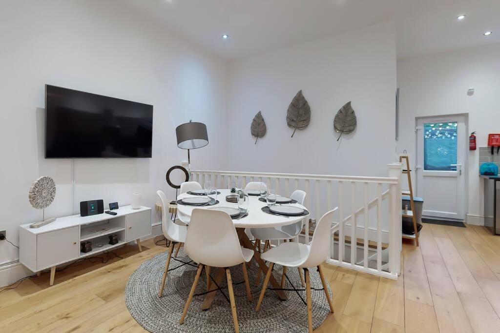 Lovely 2 Bedroom Apartment Near Highgate Station London Exterior foto