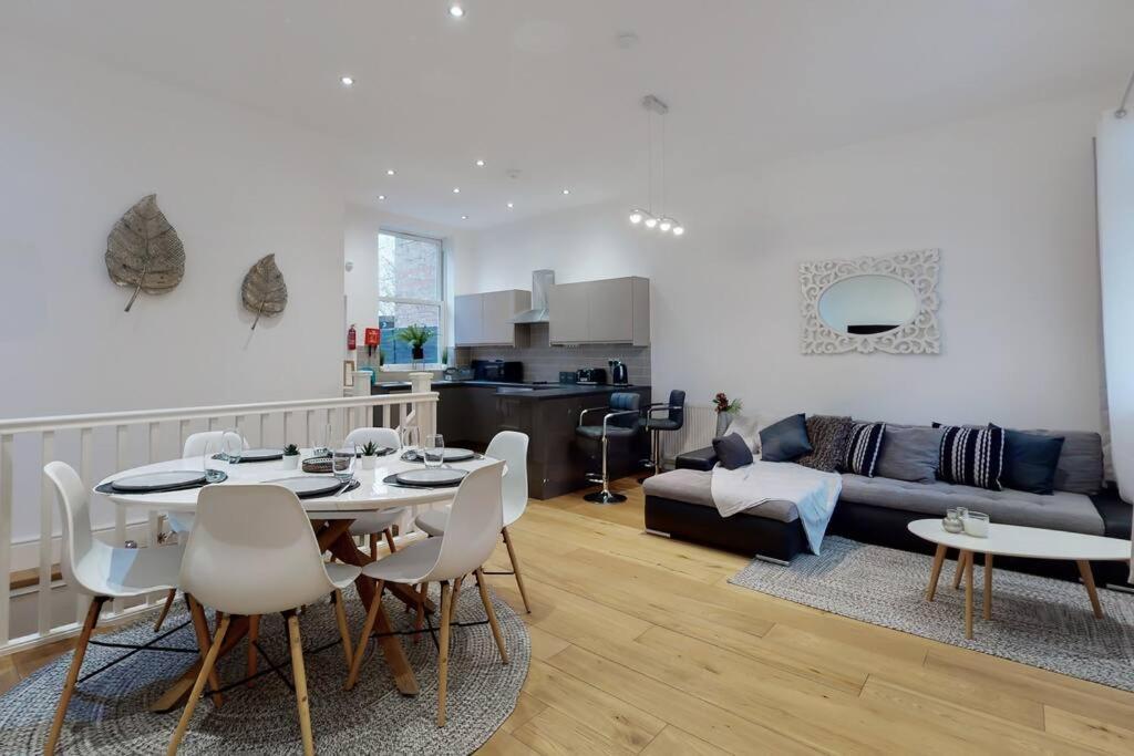 Lovely 2 Bedroom Apartment Near Highgate Station London Exterior foto