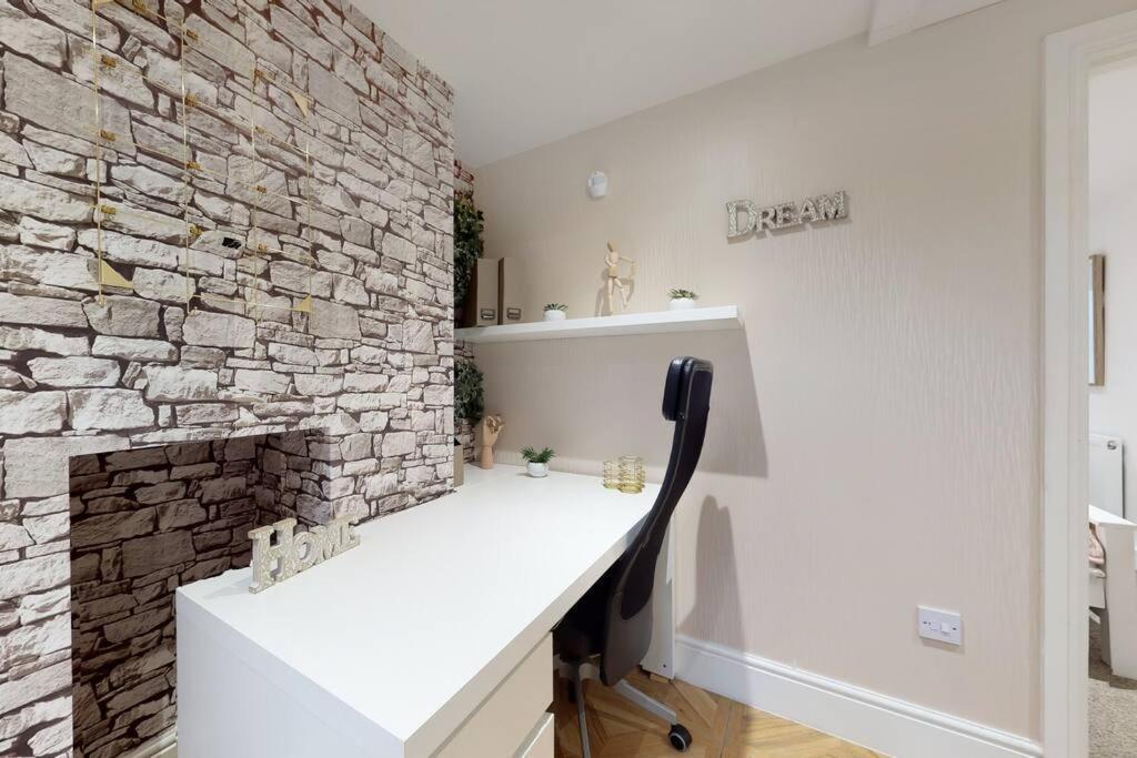 Lovely 2 Bedroom Apartment Near Highgate Station London Exterior foto